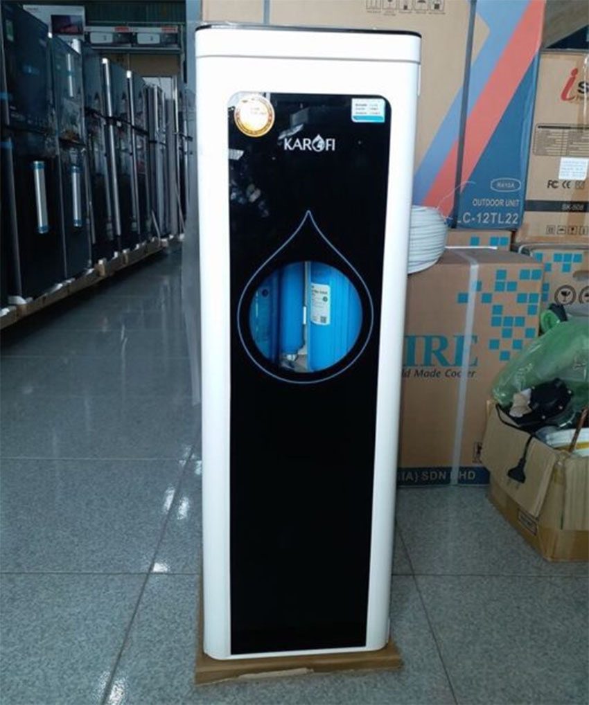Máy lọc nước RO Karofi N-e118