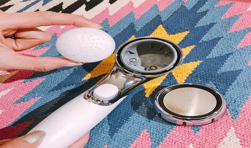 Máy lọc nước dạng vòi sen tắm Cleansui ES301-WT/BK - Hàng chính hãng