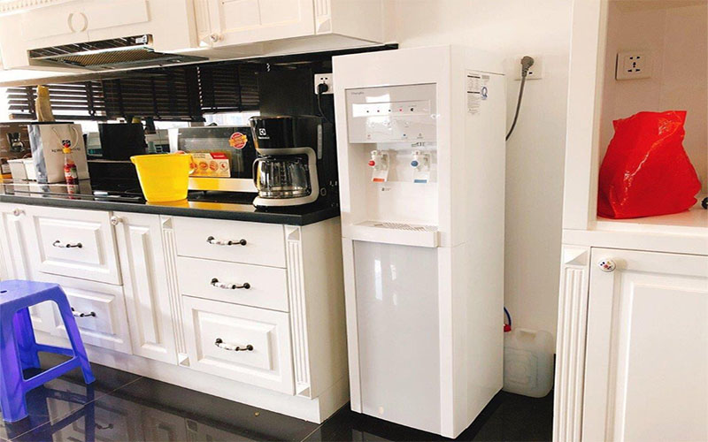 Máy lọc nước nóng lạnh ChungHo Digital CHP-3800ST - Hàng chính hãng