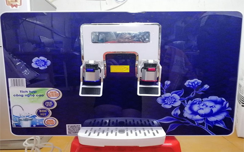 Máy lọc nước nóng lạnh treo tường RO Panakio PRO-05NL - Hàng chính hãng