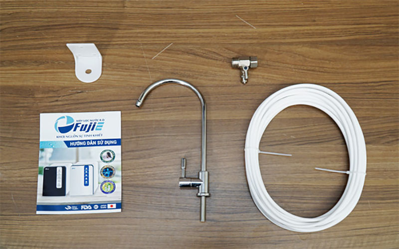 Máy lọc nước tinh khiết RO thông minh FujiE RO-9000B/W - Hàng chính hãng