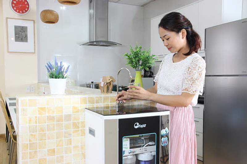Máy lọc nước tinh khiết RO Fujie RO-09 CAB - Hàng chính hãng
