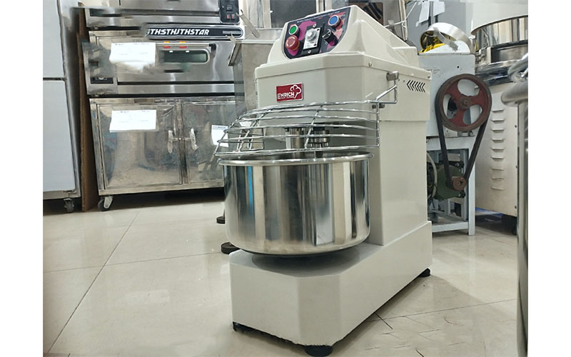 Máy nhồi bột công nghiệp Enrich SD-30L - Hàng chính hãng