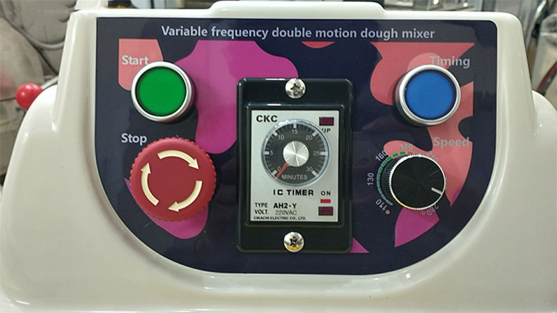 Máy nhồi bột công nghiệp Enrich SD-30L - Hàng chính hãng