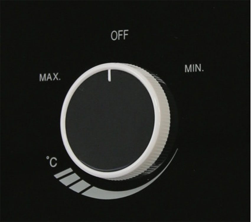 Bảng điều khiển của máy nước nóng trực tiếp Ferroli AMORE GSN