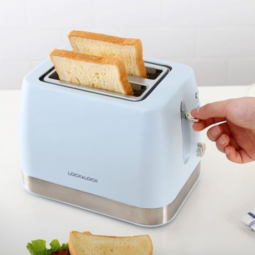 Máy nướng bánh mì Lock&Lock EJB221BLU - Hàng chính hãng