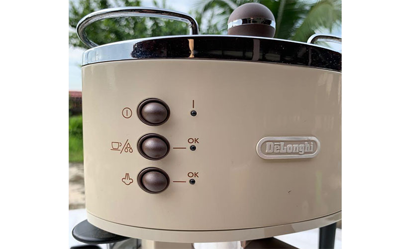 Bảng điều khiển của Máy pha cà phê tự động DeLonghi Icona Vintage ECOV311.BG