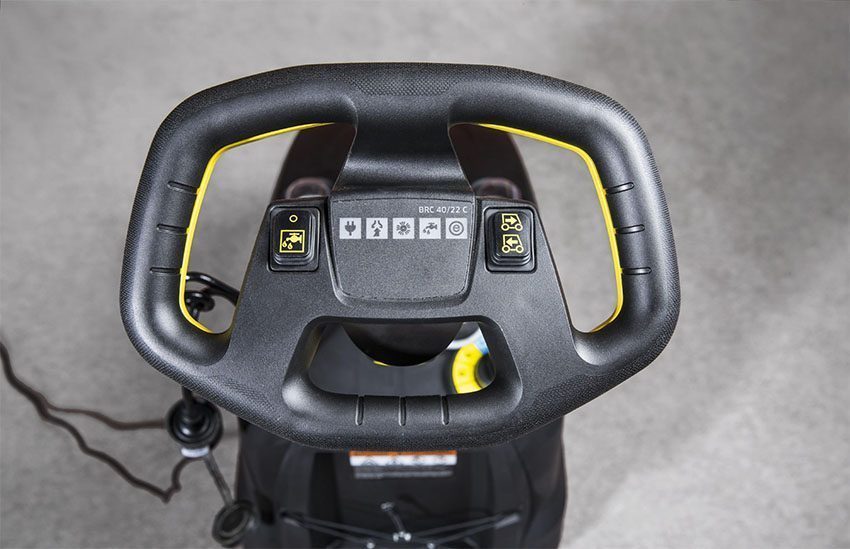 Bảng điều khiển của máy phun hút giặt thảm Karcher BRC 40/22 C