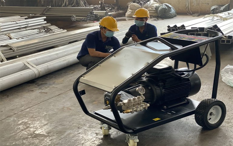 Máy phun xịt rửa cao áp Promac M58 - Hàng chính hãng