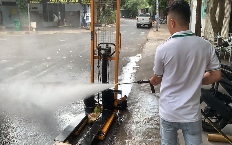 Máy phun xịt rửa cao áp Promac M58 - Hàng chính hãng