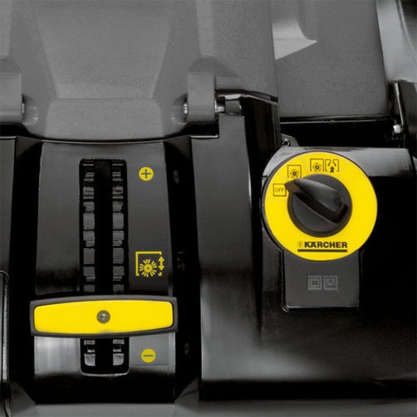 Máy quét rác Karcher KM 70/30 C BP PACK - Hàng chính hãng