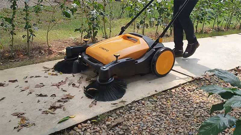 Máy quét rác đẩy tay Clepro CW-103/2 - Hàng chính hãng