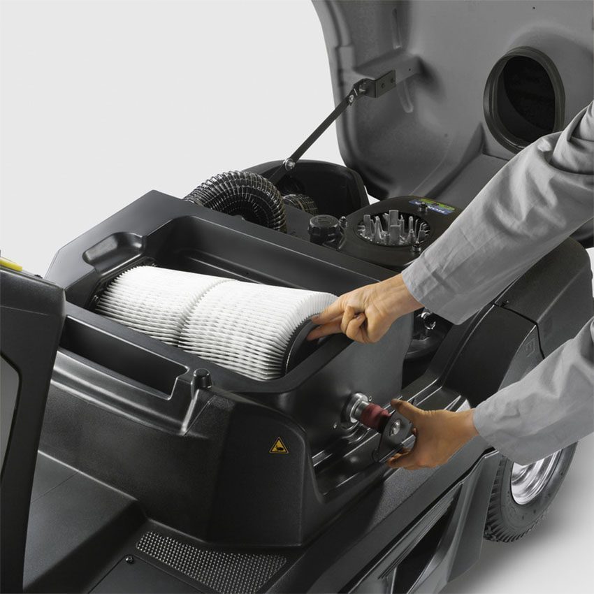 Máy quét rác ngồi lái Karcher KM 90/60 R G - Hàng chính hãng