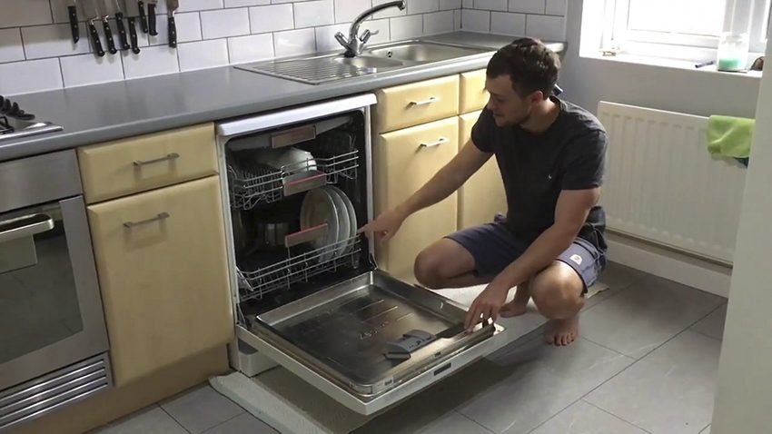 Máy rửa bát Bosch SMS88TI36E - Hàng chính hãng