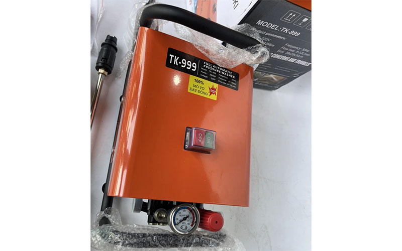 Máy rửa xe Toboki TK-999 - Hàng chính hãng