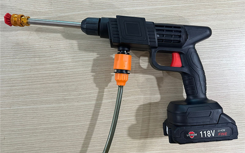 Máy rửa xe cầm tay dùng pin KENYA 118V - Hàng chính hãng