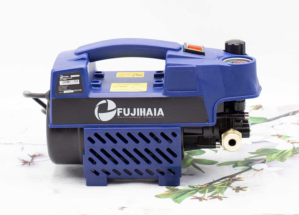 Máy rửa xe cao áp Fujihaia PW96A