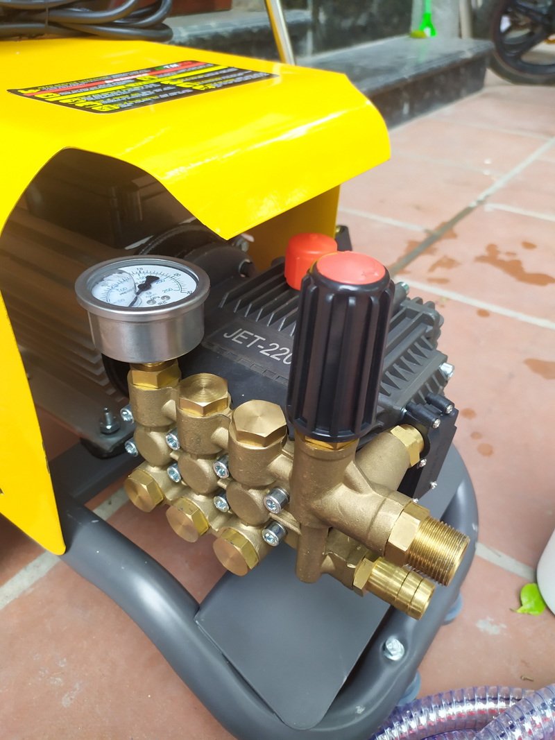 Máy rửa xe cao áp Jetman JM2200A - Hàng chính hãng