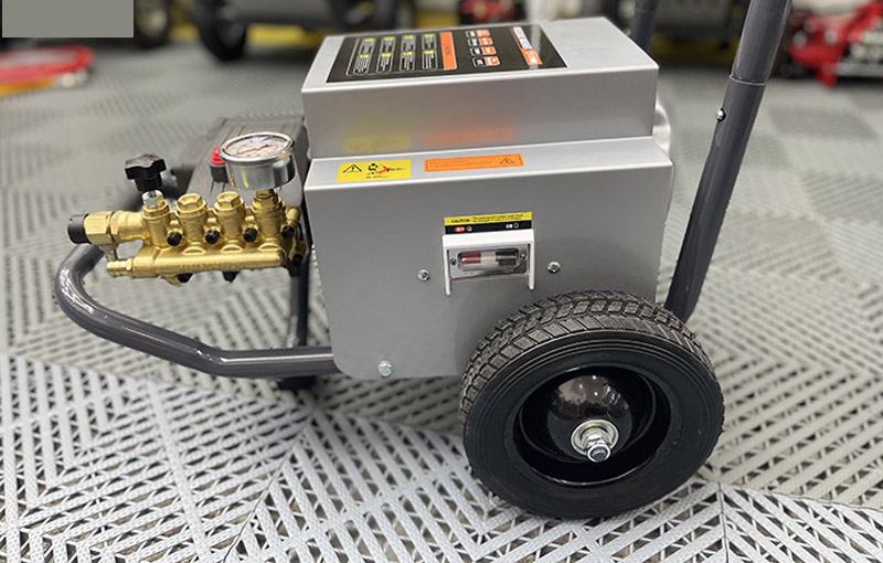 Máy rửa xe cao áp Luba 1300PSI - Hàng chính hãng