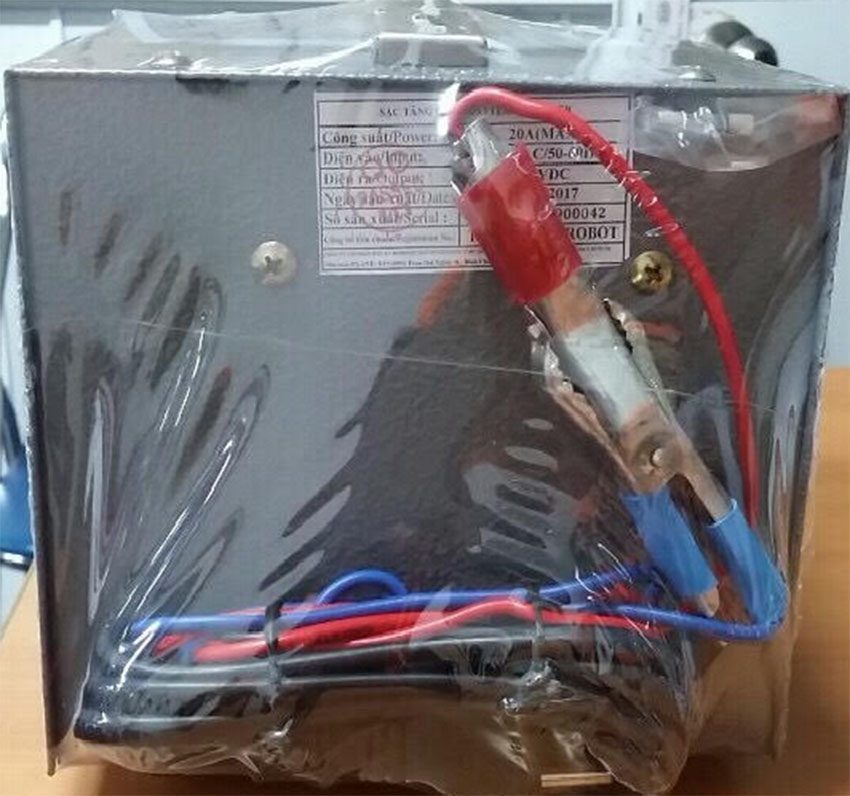 Máy sạc tăng giảm ắc quy Robot BMC 20A12-CLASSY - Hàng chính hãng