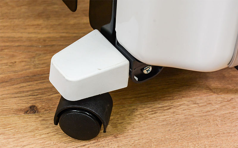 Máy sưởi dầu 12 thanh Tiross TS9218 - Hàng chính hãng