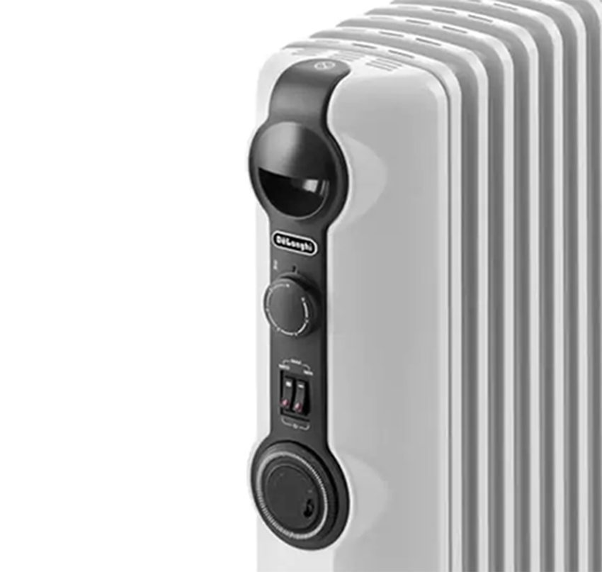 Bảng điều khiển của máy sưởi dầu DeLonghi RADIA S TRRS 0920T