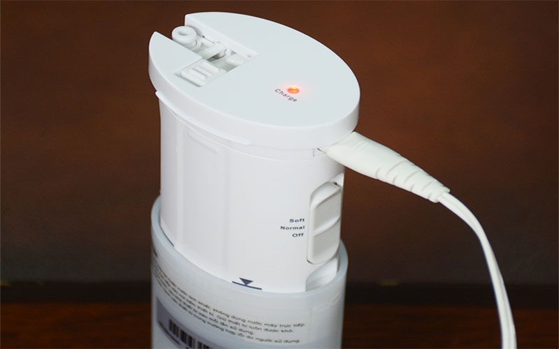 Máy tăm nước cầm tay mini Rio DCTF - Hàng chính hãng