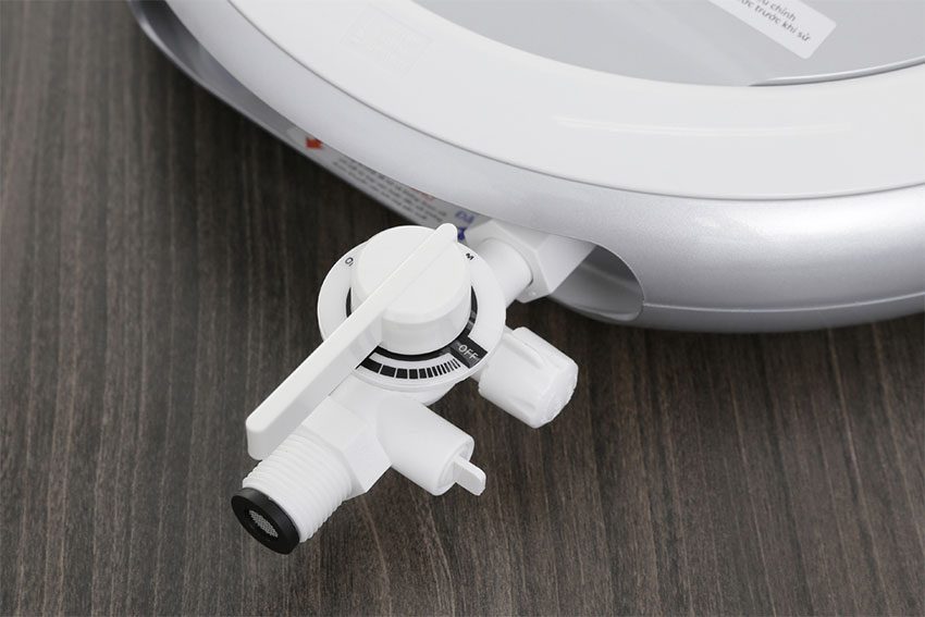 Máy tắm nước nóng trực tiếp Ariston RT45PE-VN - Hàng chính hãng