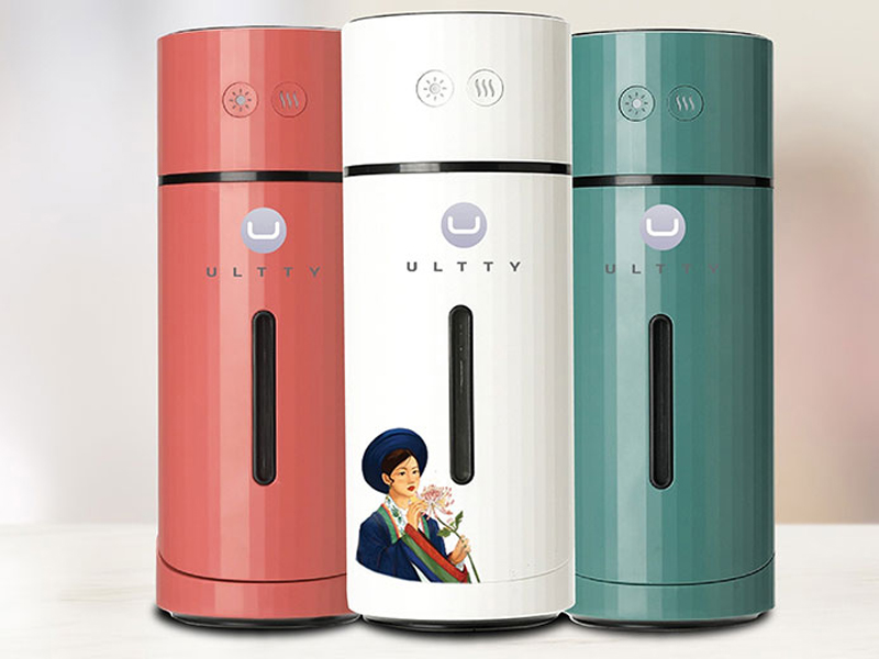 Có 3 màu: trắng- hông - xanh cho bạn lựa chọn