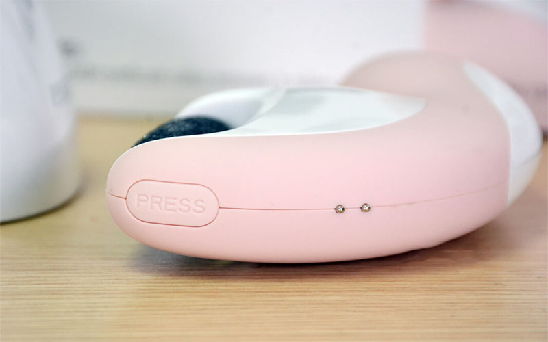 Máy tẩy tế bào chết gót chân Homedics PED-1301