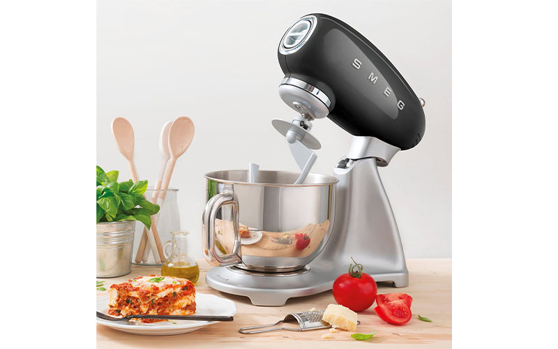 Máy trộn bột SMEG SMF02 - Hàng chính hãng