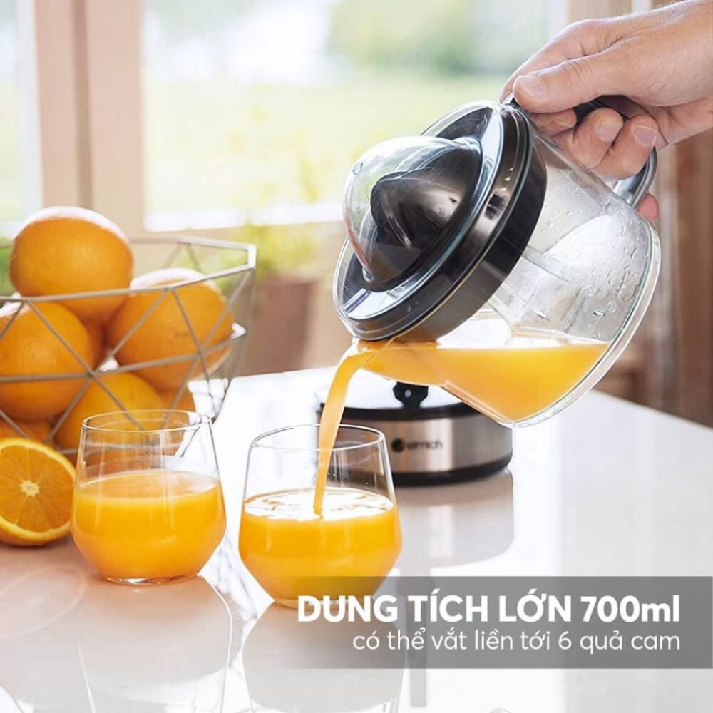 Dung tích 700ml đủ phục vụ 2-4 người.