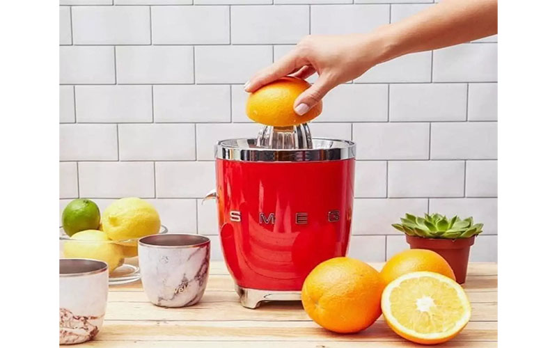 Máy vắt cam thập niên 50 Smeg CJF01PGEU - Hàng chính hãng