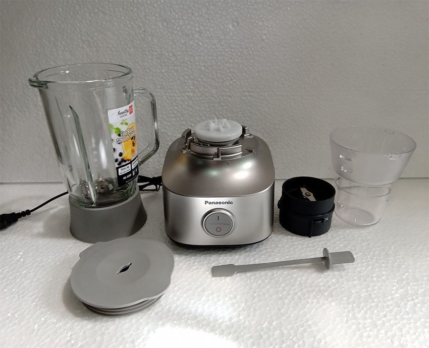 Chất liệu của máy xay sinh tố Panasonic MX-M300SRA