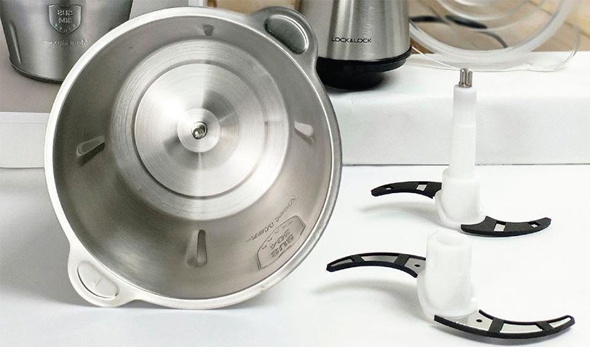 Cối và lưỡi xay của Máy xay thịt Lock&Lock EJM172