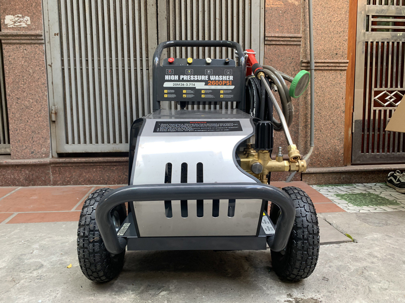 Máy rửa xe cao áp Lutian 15M26-3.7T4 - Hàng chính hãng