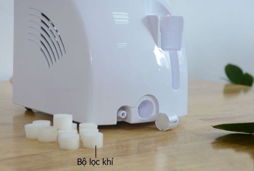 Máy khí dung xông mũi họng Beurer IH26 