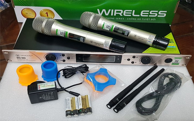 Micro không dây VinaKTV USS-900