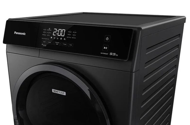 Bảng điều khiển cảm ứng có màn hình LED hiển thị rõ nét