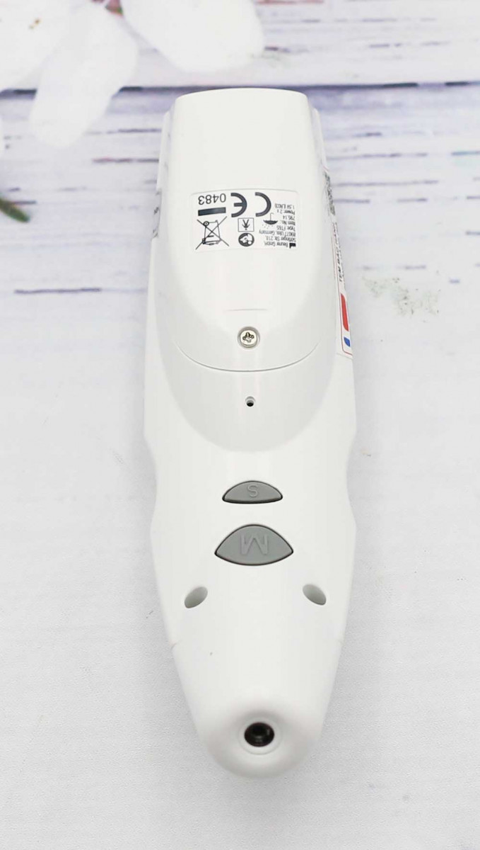 Nhiệt kế điện tử hồng ngoại đo tai trán Beurer FT65 - Hàng chính hãng