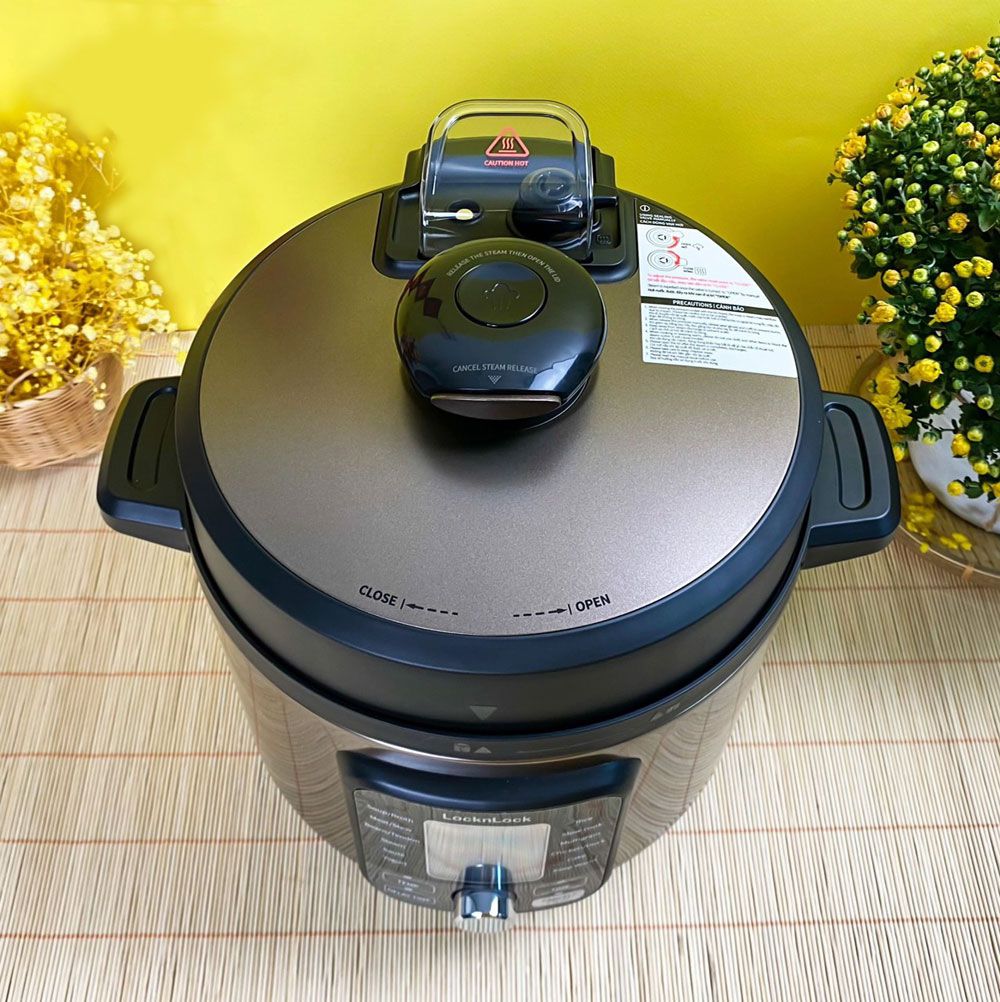 Nồi áp suất đa năng Lock&Lock EJP676BLK - Hàng chính hãng