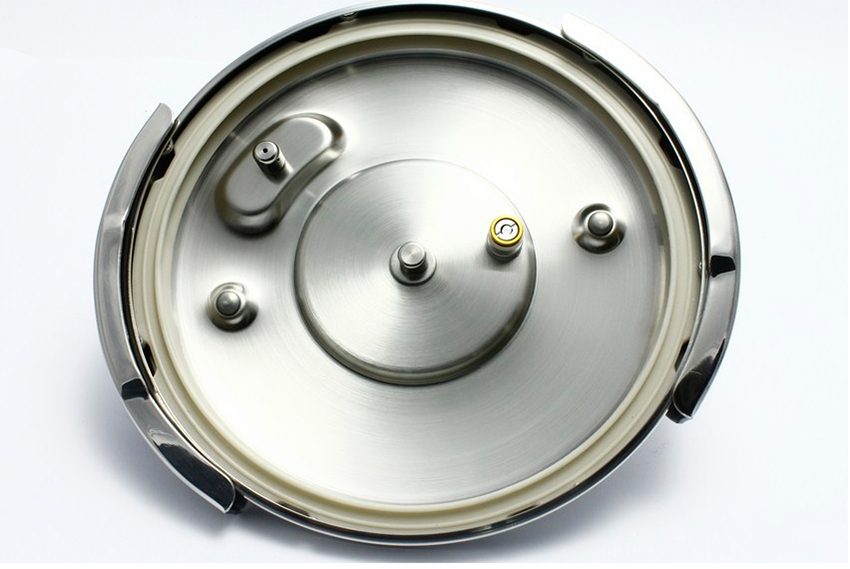 Nồi áp suất Tiross TS9483 - Hàng chính hãng