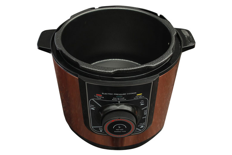 Thân nồi làm bằng nhựa ABS chịu nhiệt. Vỏ bằng Inox.