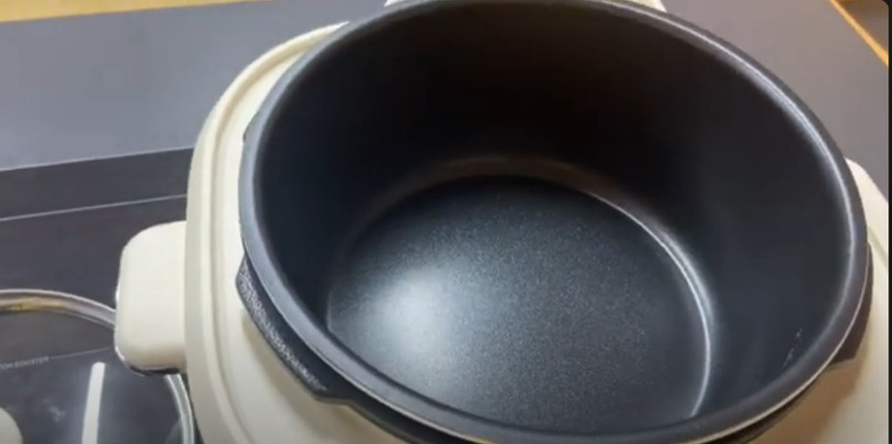 Nồi áp suất điện đa năng Magic Eco AC-242 - Hàng chính hãng