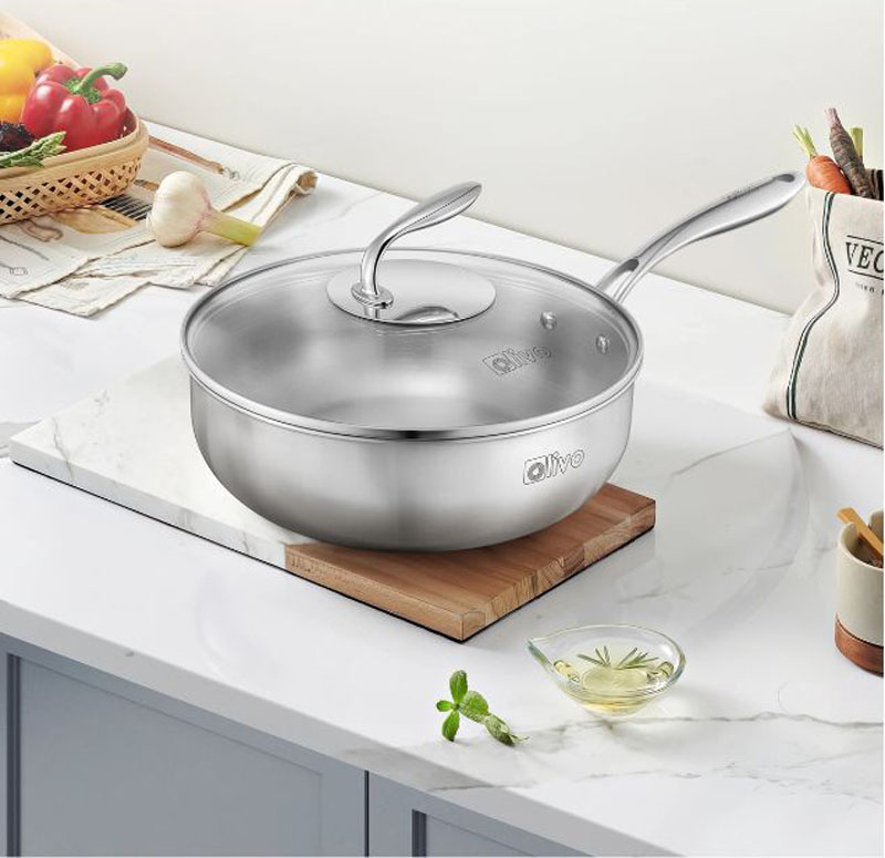 Vung kính cường lực trong suốt, dễ dàng quan sát bên trong