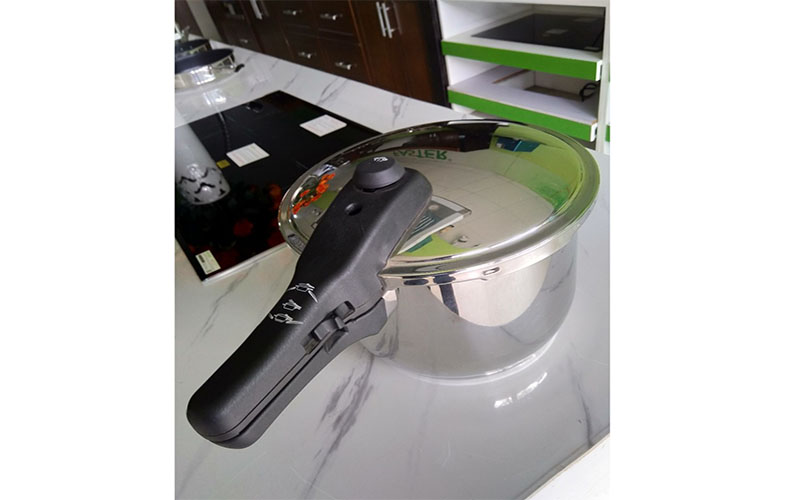 Nồi áp suất inox Faster 6 lít - Hàng chính hãng
