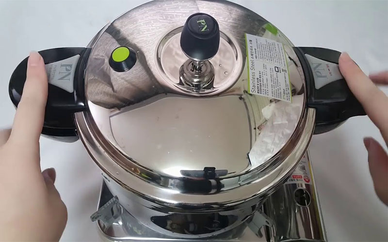 Tay cầm của Nồi áp suất inox PoongNyun HCPC(IH)-24C