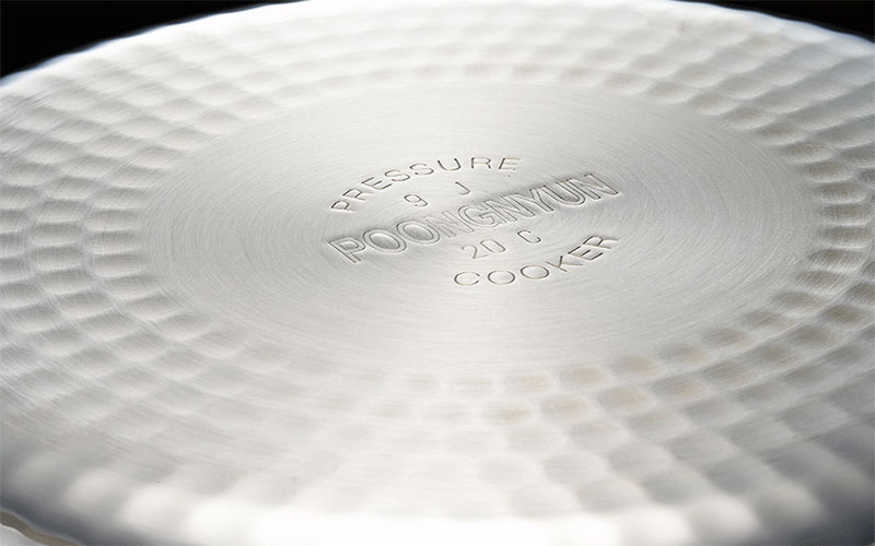 Đáy của Nồi áp suất inox PoongNyun HCPC(IH)-24C