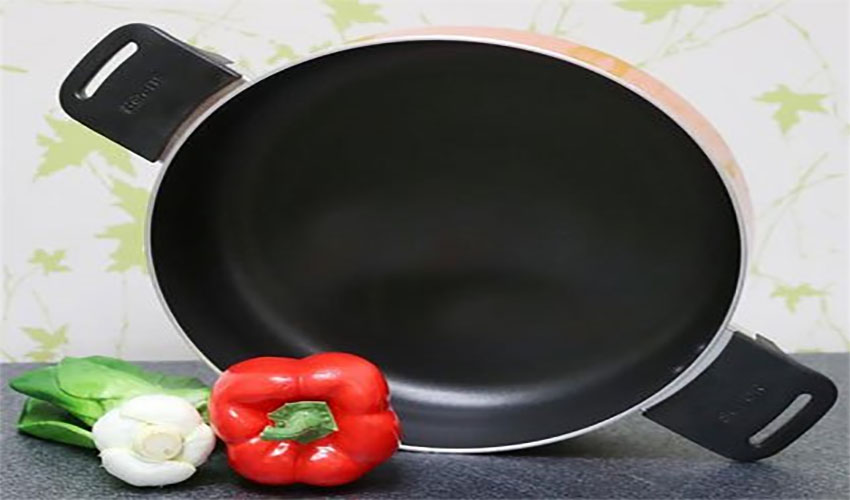 Thiết kế lòng nồi của Nồi canh chống dính đáy từ sắc màu Supor S08A26IH 