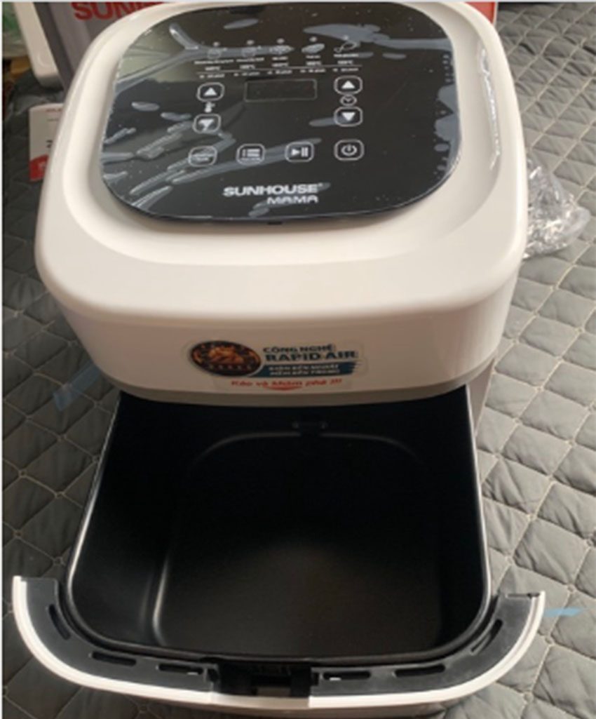 Chất liệu của Nồi chiên không dầu Sunhouse Mama SHD4086W